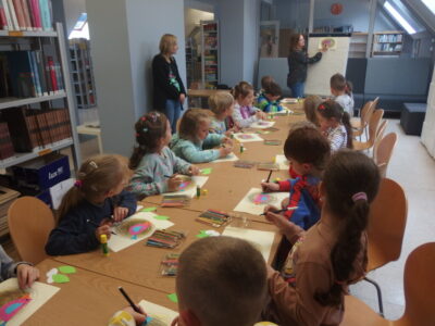 BDM: Zabawy z bajką – Kamishibai