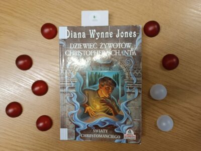 „Dziewięć żywotów Christophera Chanta” Diana Wynne Jones (powieść fantastyczno-realistyczna  12+, 272 str., 2002)