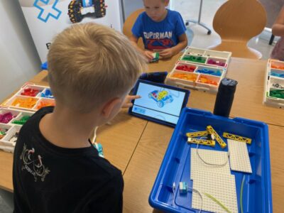 BDM: Zajęcia robotyki z LEGO dla dzieci – buduj, programuj, testuj, dyskutuj i świetnie się baw