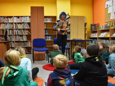 F4- Wizyta uczniów SP6 w bibliotece