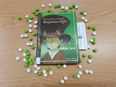 „Nieszczęśliwe przypadki Benjamina Piffa. Fabryka Życzeń” Jason Lethcoe (powieść fantastyczno-realistyczna 8+, 216 str., 2008)