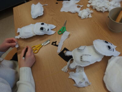 BDM: W świecie Muminków – Filcowy Muminek – ferie w bibliotece