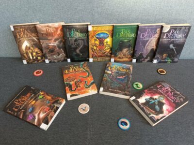 Seria „Pas Deltory”  Emily Rodda (seria fantasy 10+, 11 powieści, każda około 170-200 str., 2012-2014)