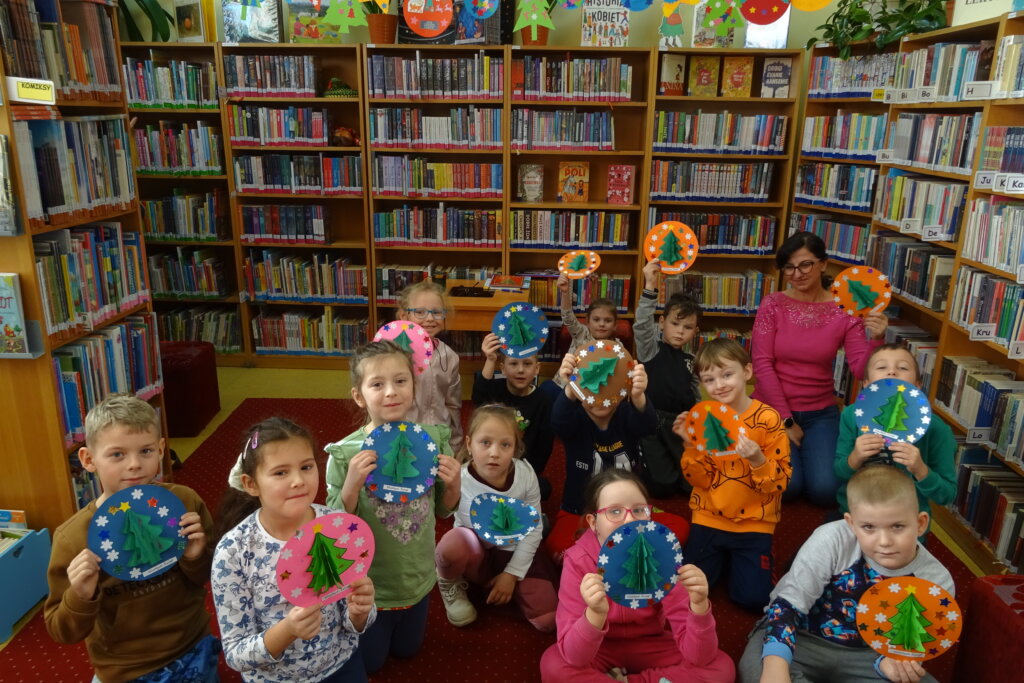 F3 – Magia świątecznego drzewka