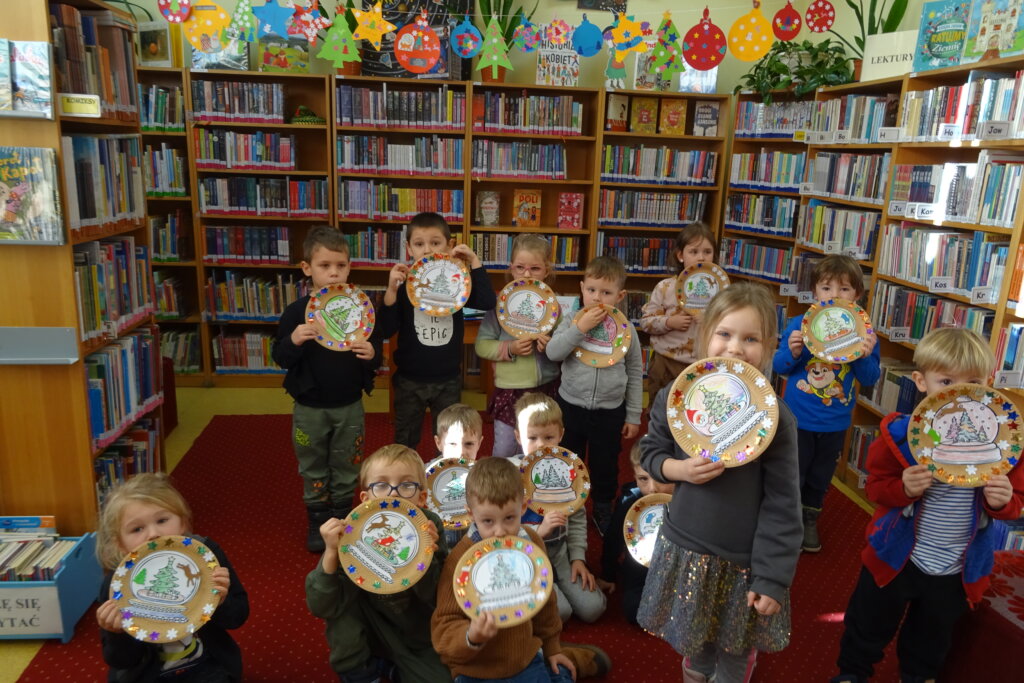 F3 – Blask świątecznego drzewka