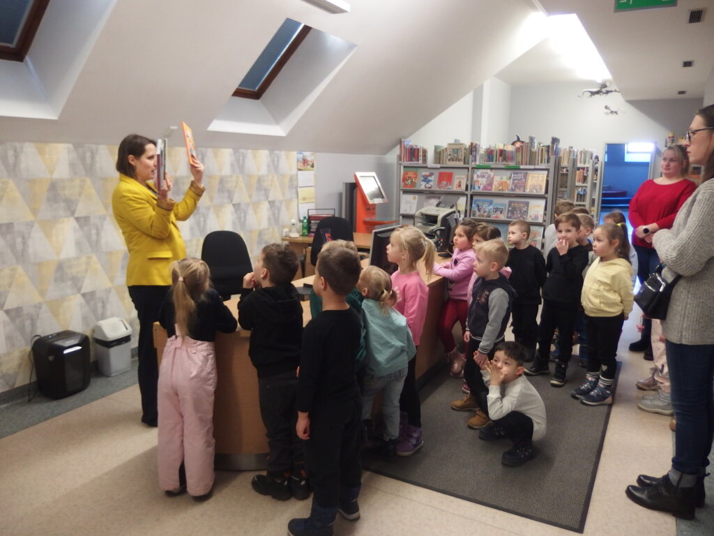 BDM: Przystanek-Biblioteka!