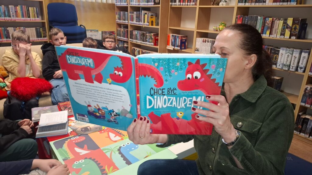 F8 – Dzień dinozaura