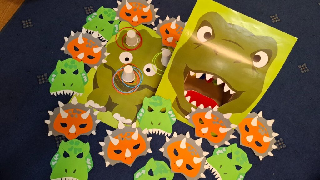 F8 – Spotkanie z dinozaurami