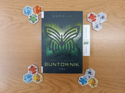 „Buntownik” Marie Lu (powieść SF – dystopia 14+, 400 str., 2023)